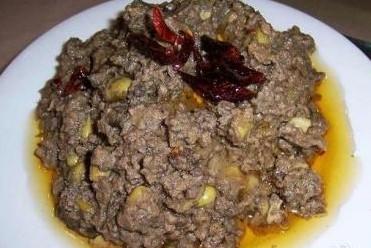 饿了么315曝光 黑暗料理起源 外卖平台食品安全问题_网红做的黑暗料理是什么牌子,