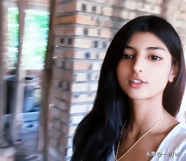 扒一扒网红的黑料,_小黑妮网红翻车原因_小黑妮结婚直播带货事件